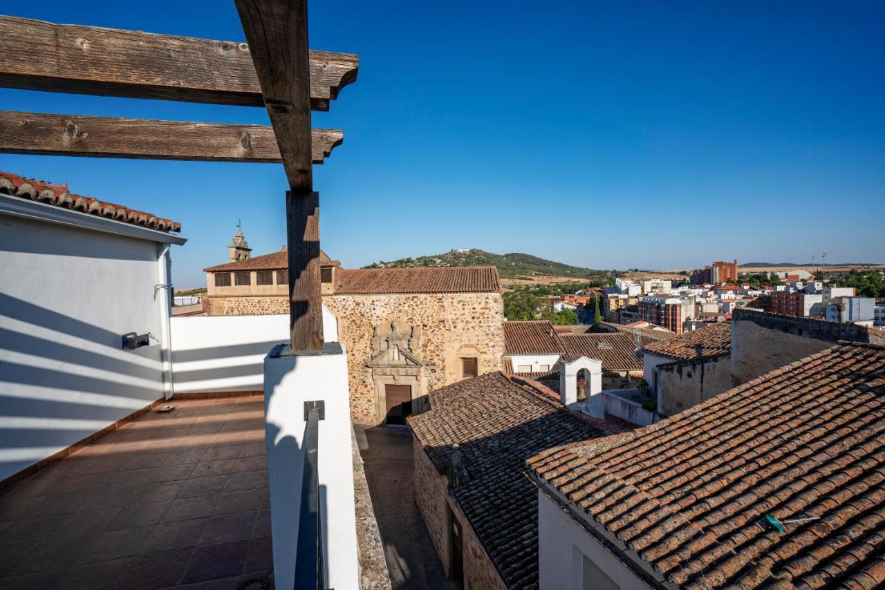 Apartamentos Cáceres Histórico CENTRO Exterior foto