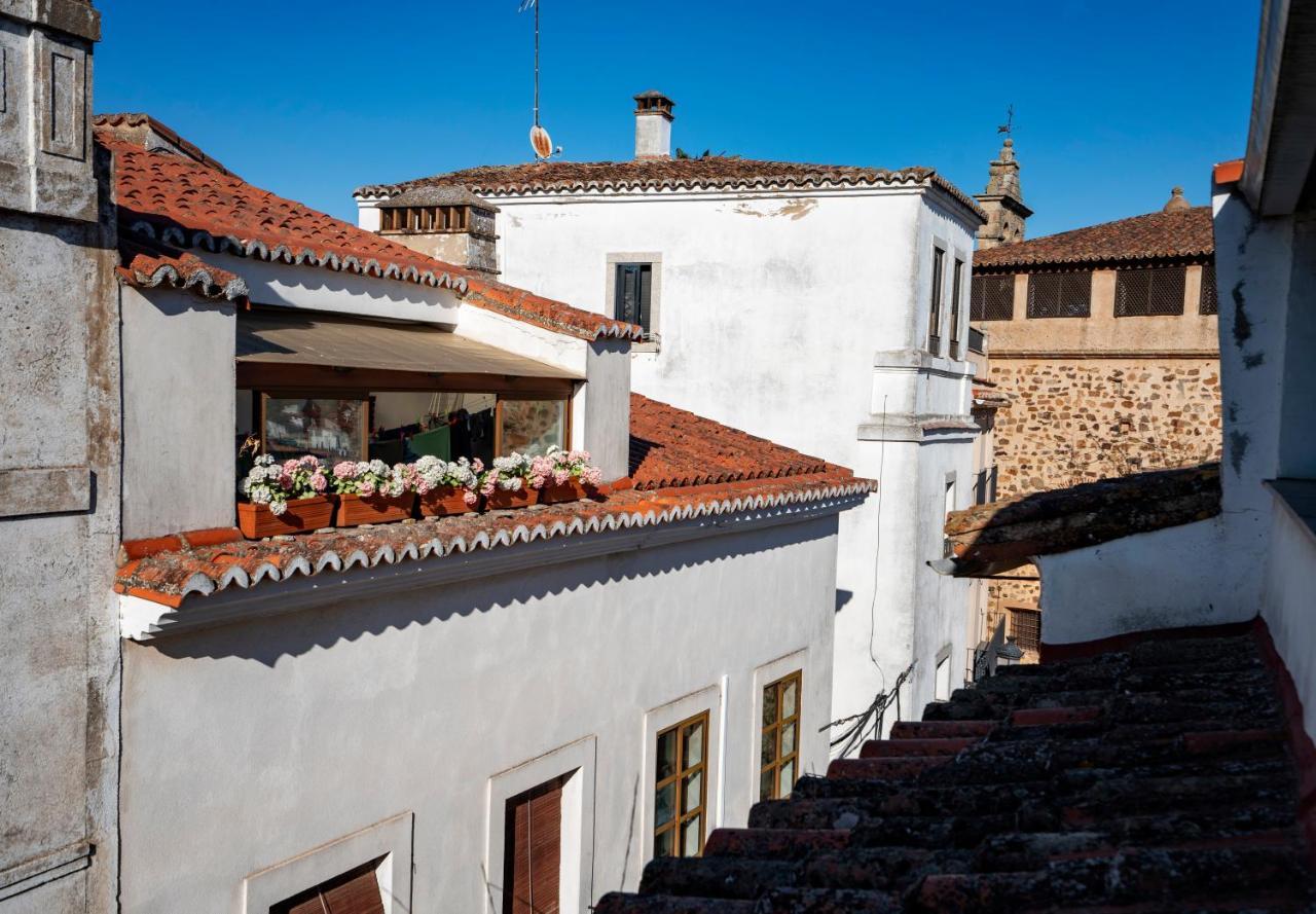 Apartamentos Cáceres Histórico CENTRO Exterior foto